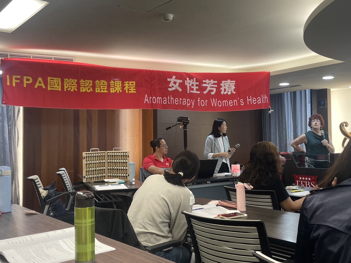 女性芳療2腹貴腸樂