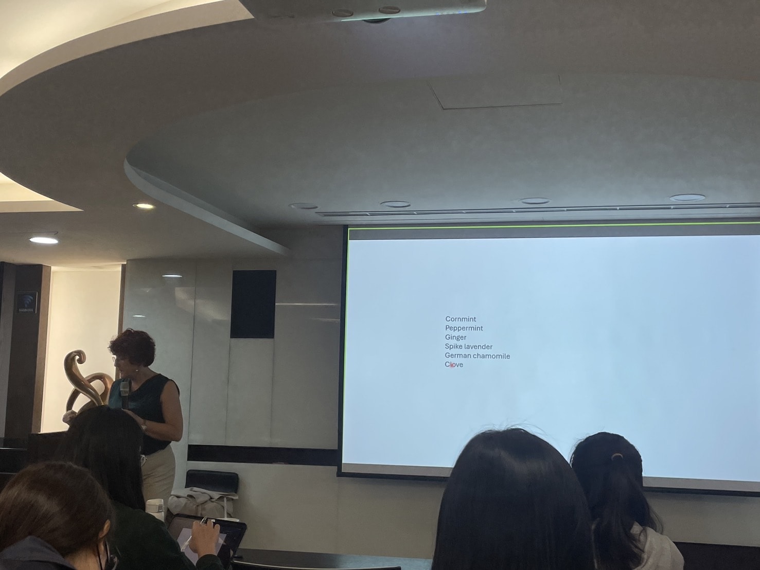 女性芳療2腹貴腸樂