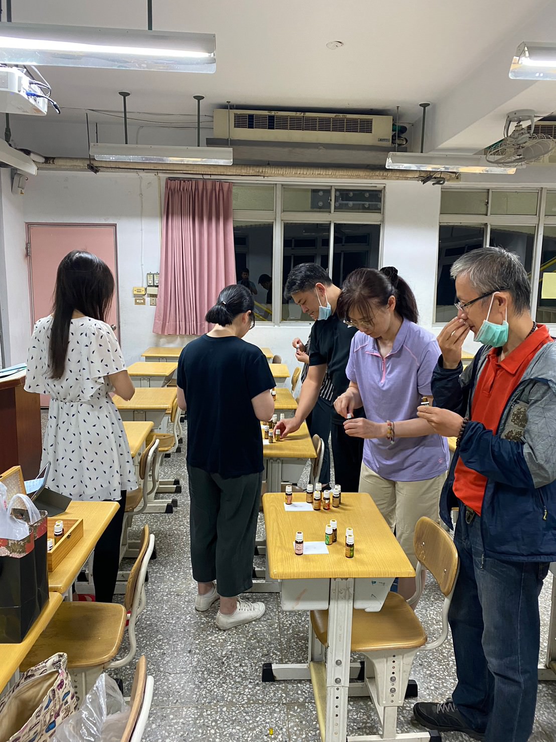 精油在脈輪五行的應用上課記錄